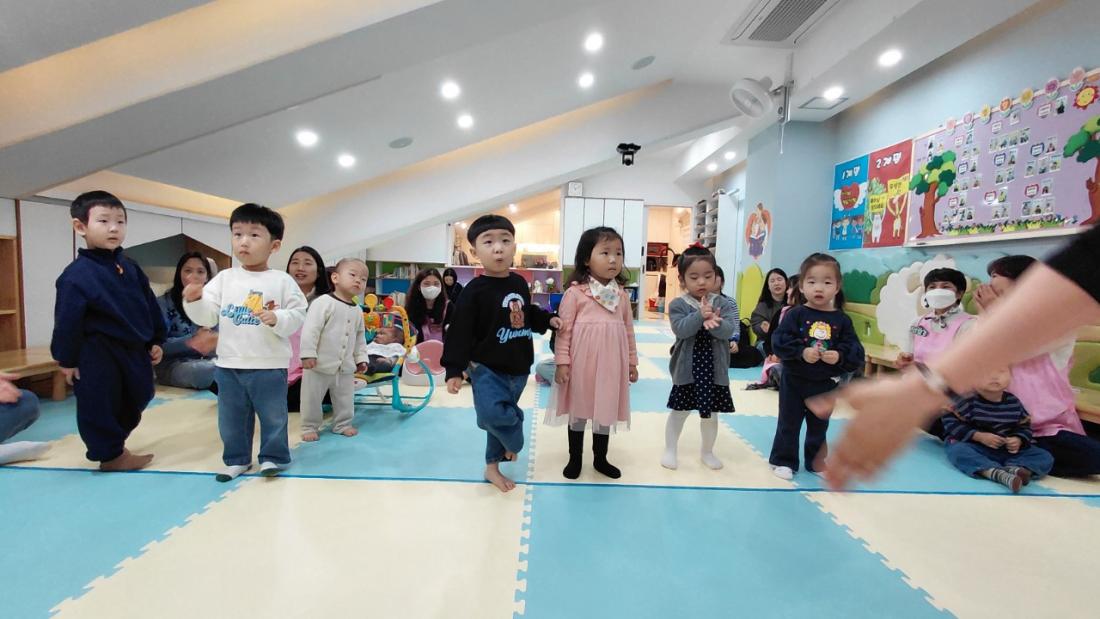 2025년 부산중앙교회 영아부_사진_20251123_13.jpg : 11월9일 주일 영아부 예배