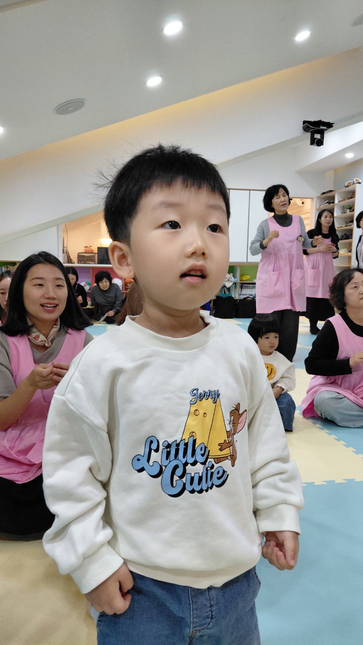 2025년 부산중앙교회 영아부_사진_20251123_6.jpg : 11월9일 주일 영아부 예배