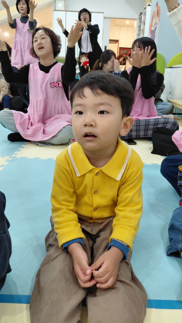 2025년 부산중앙교회 영아부_사진_20251123_28.jpg : 11월9일 주일 영아부 예배