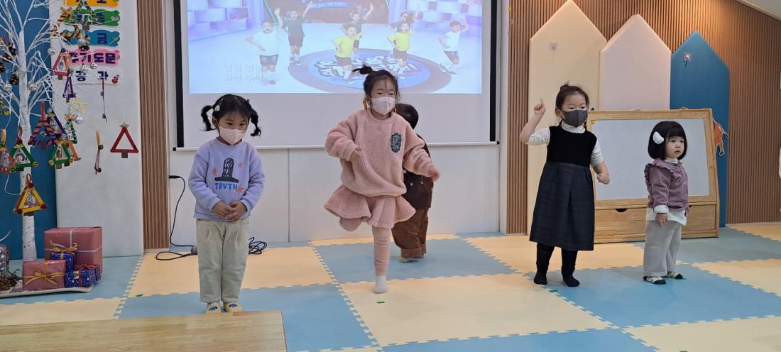 1671709504002-8.jpg : 영아부예배(2022.12.18.주일)
