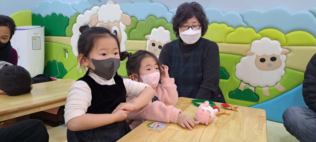 1671709504002-23.jpg : 영아부예배(2022.12.18.주일)