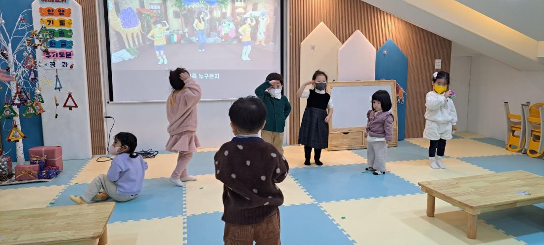 1671709504002-3.jpg : 영아부예배(2022.12.18.주일)