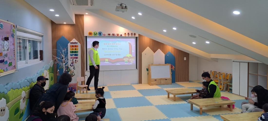 1671709504002-16.jpg : 영아부예배(2022.12.18.주일)