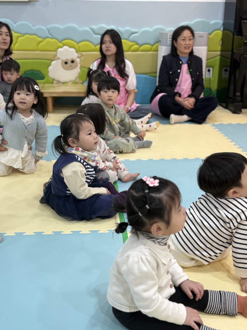 2025년 부산중앙교회 영아부_사진_20250416_66.jpg : 4월13일 주일 영아부 예배