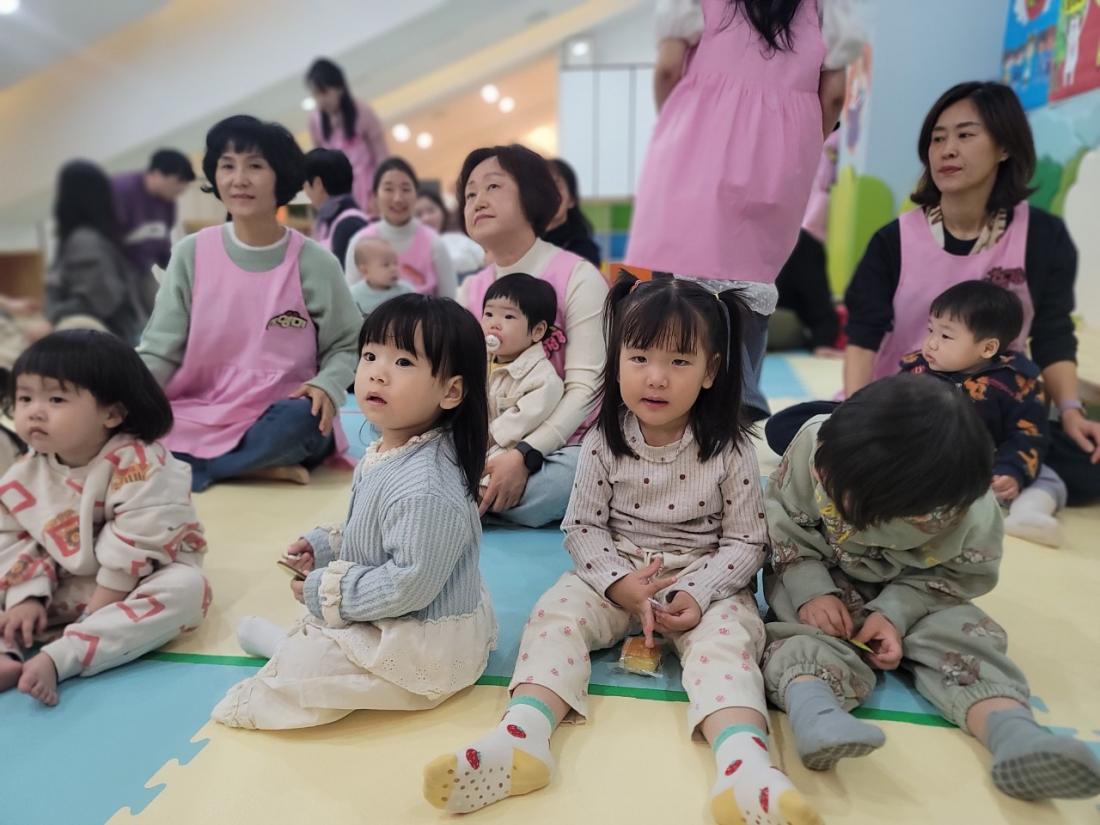 2025년 부산중앙교회 영아부_사진_20250416_8.jpg : 4월13일 주일 영아부 예배