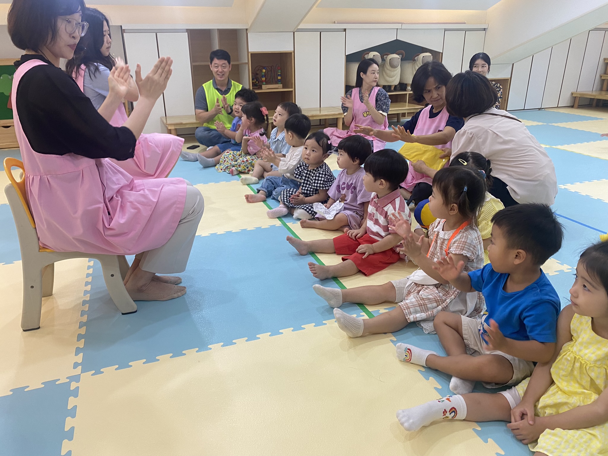 d0abcfbc4dd74d7d81b5ee0a55e7f753.jpeg : 9월 8일 주일 영아부 예배