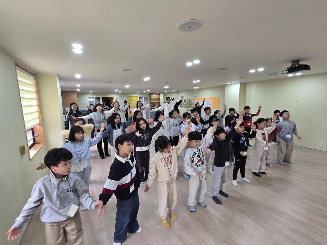 KakaoTalk_20260322_173339403_10.jpg : 3월 4주 유년부 모습입니다^^