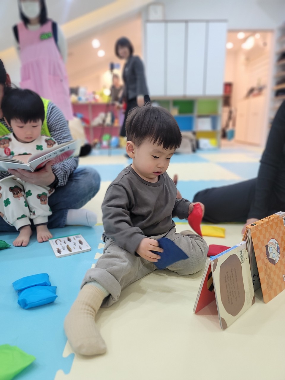 2025년 부산중앙교회 영아부_사진_20250216_82.jpg : 2월 16일 주일 영아부 예배