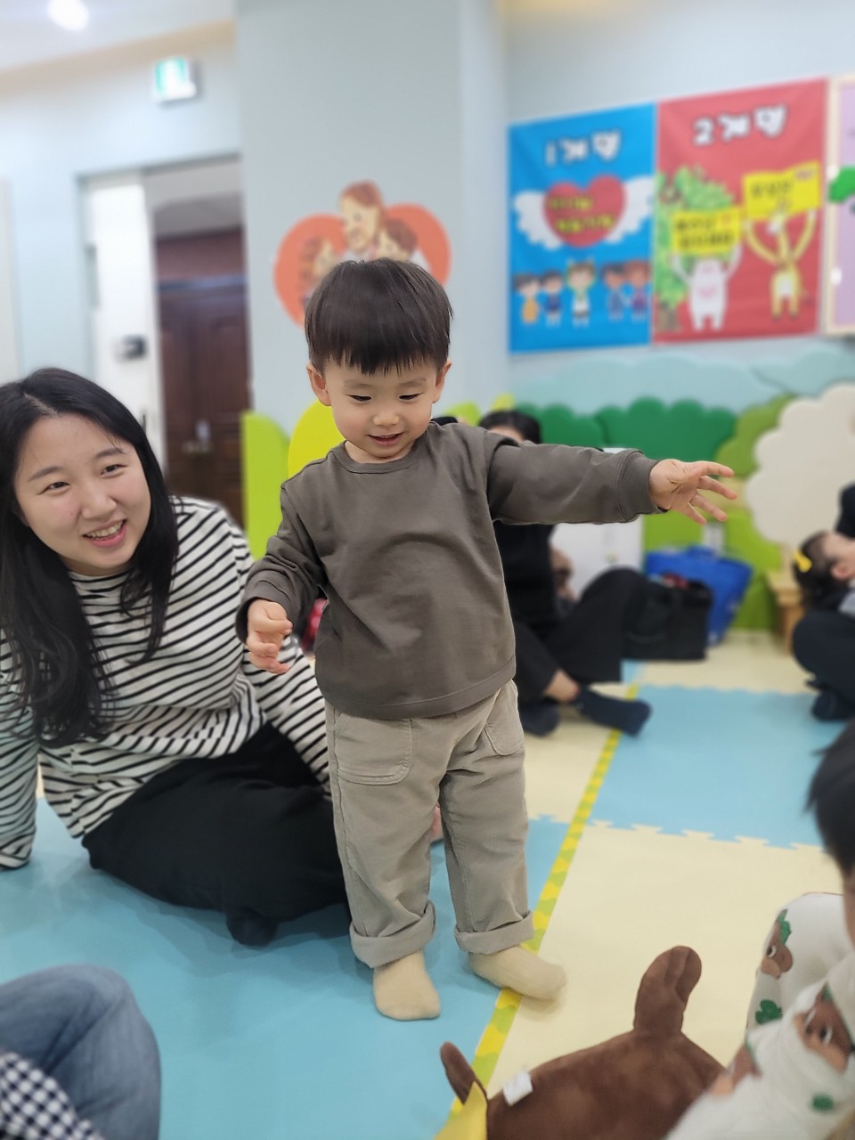 2025년 부산중앙교회 영아부_사진_20250216_73.jpg : 2월 16일 주일 영아부 예배