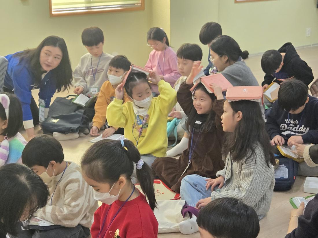 KakaoTalk_20250114_174152218_15.jpg : 1월 둘째 주 유년부 예배입니다.