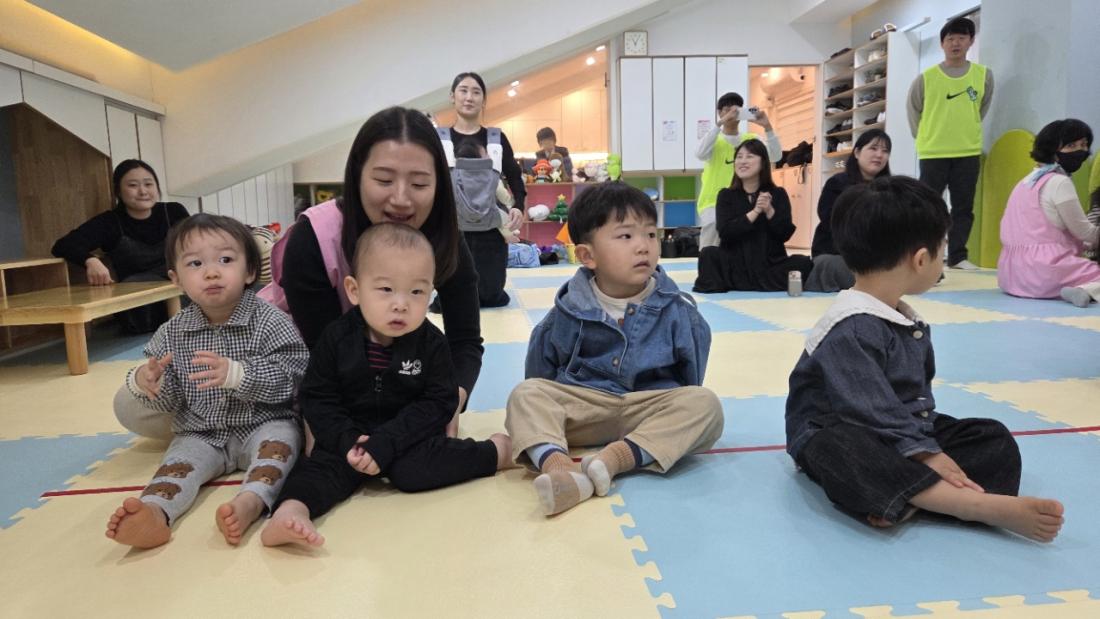 2026년 부산중앙교회 영아부_사진_20260323_17.jpg : 3월22일 주일 영아부 예배