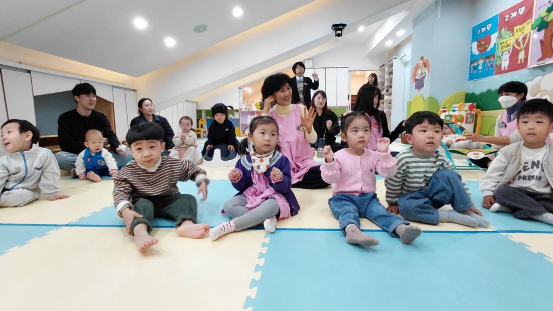 2025년 부산중앙교회 영아부_사진_20251123_12.jpg : 11월16일 주일 영아부 예배