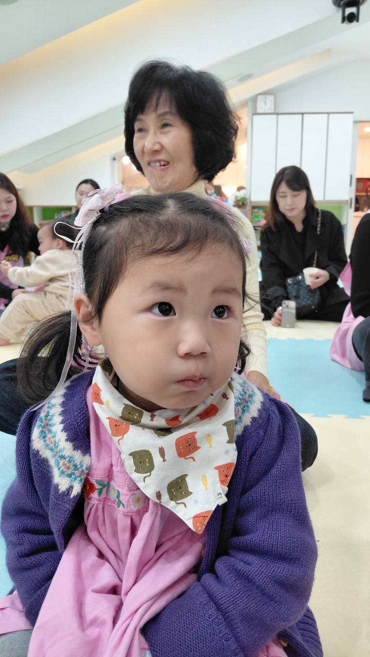 2025년 부산중앙교회 영아부_사진_20251123_6.jpg : 11월16일 주일 영아부 예배