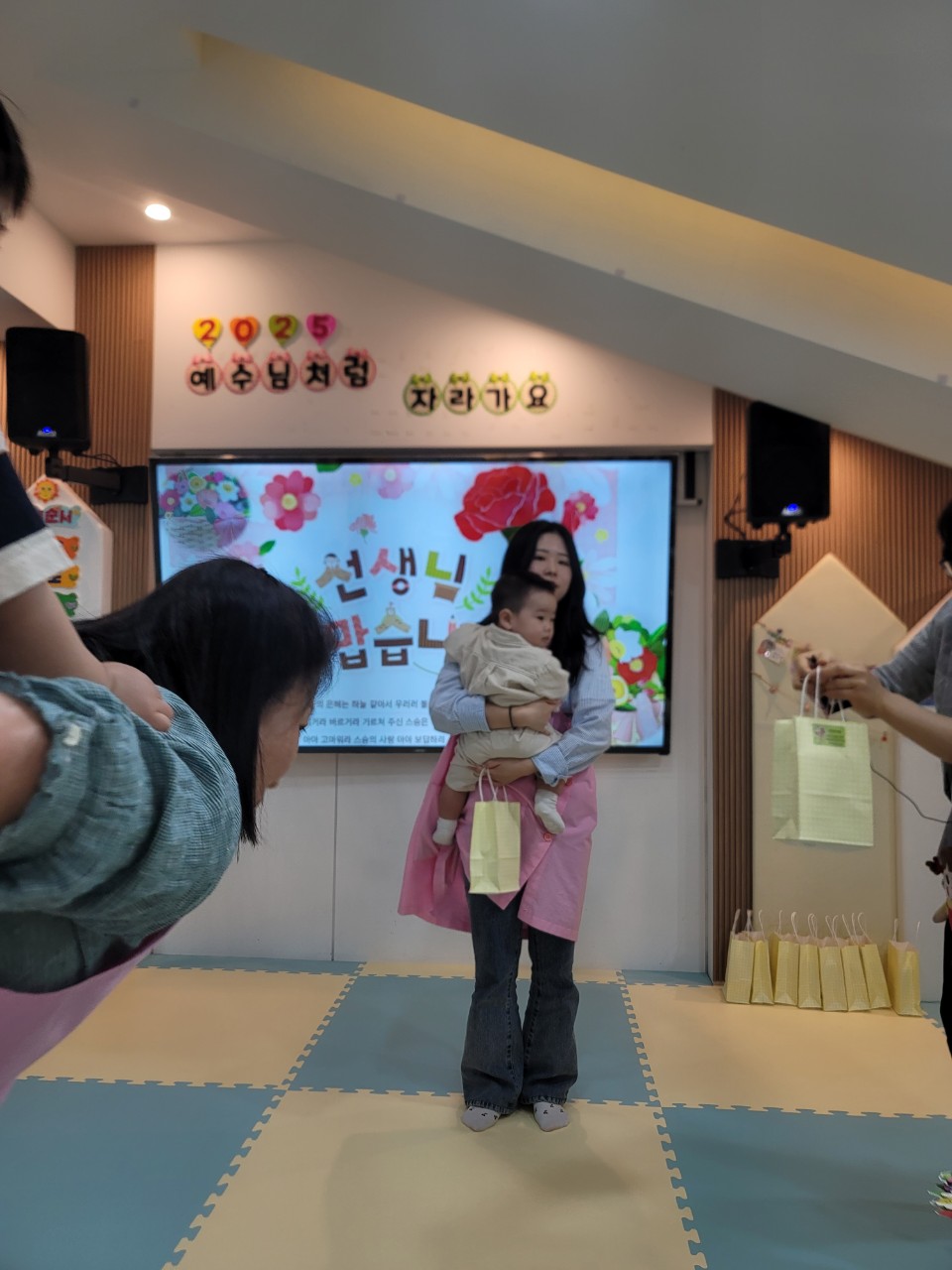 2025년 부산중앙교회 영아부_사진_20250527_7.jpg : 5월18일 주일 영아부 예배