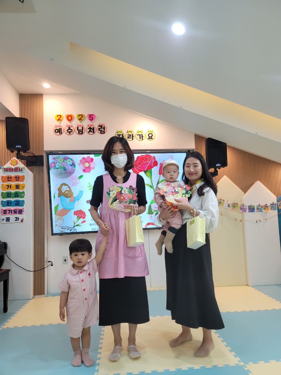 2025년 부산중앙교회 영아부_사진_20250527_40.jpg : 5월18일 주일 영아부 예배