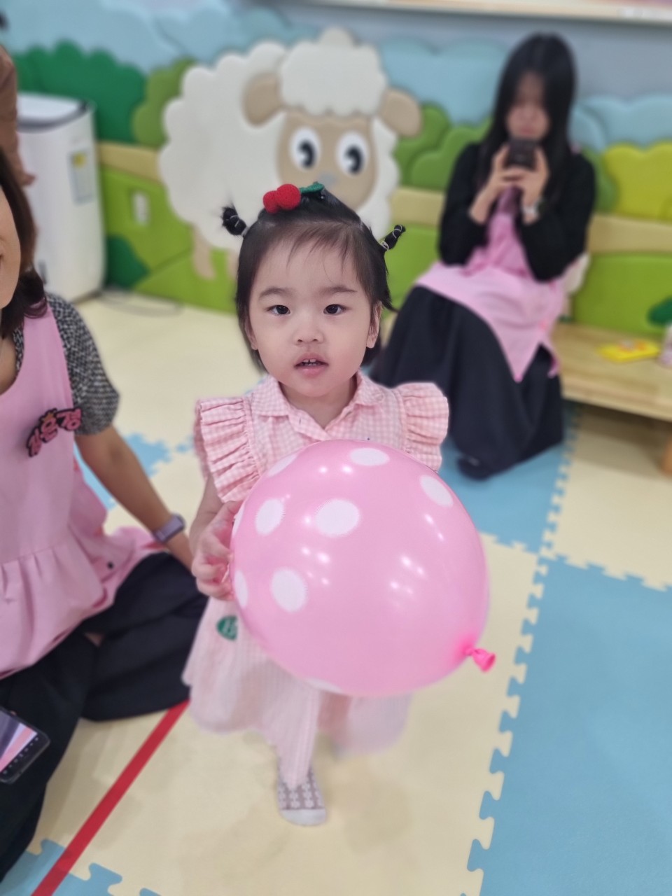 2025년 부산중앙교회 영아부_사진_20250617_83.jpg : 6월15일 주일 영아부 예배