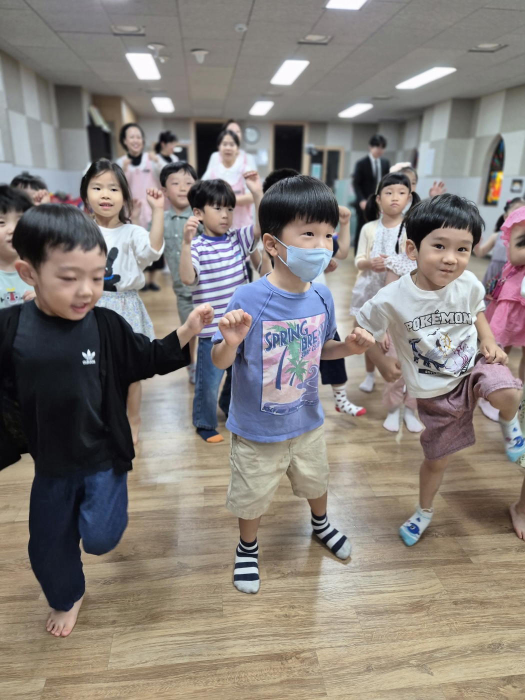 KakaoTalk_20240810_181559958_16.jpg : 20240714 '하나님은 인자하신 사랑으로 다스리세요'