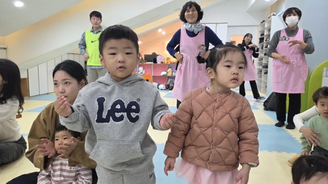 2026년 부산중앙교회 영아부_사진_20260303_17.jpg : 3월1일 주일 영아부 예배