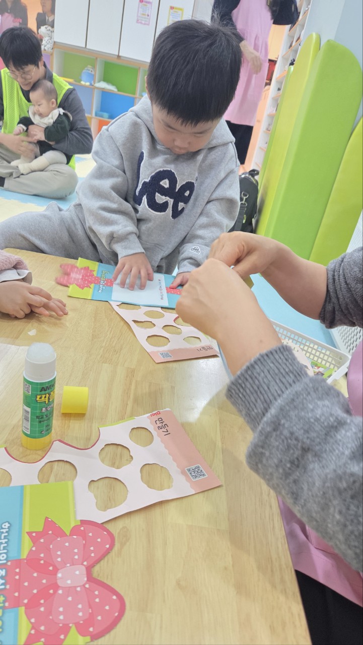 2026년 부산중앙교회 영아부_사진_20260303_29.jpg : 3월1일 주일 영아부 예배