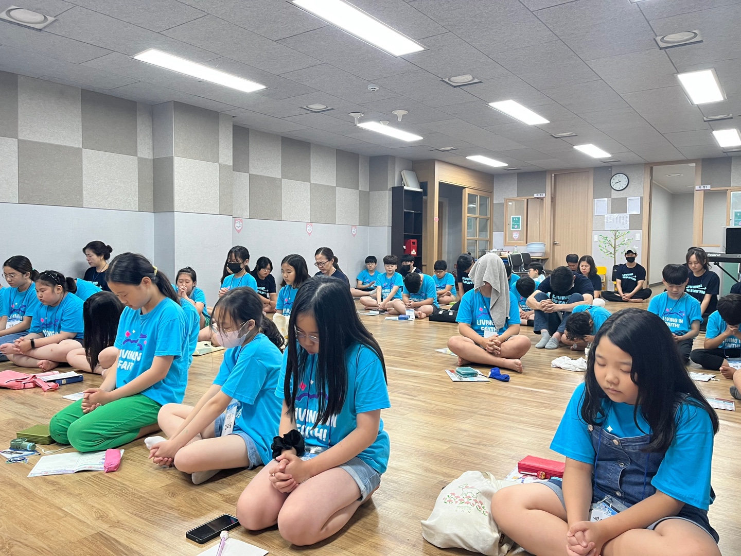 KakaoTalk_20230805_215149475_08.jpg : 2023. 7. 28 ~ 30 초등부 여름성경학교 (설교 찬양)