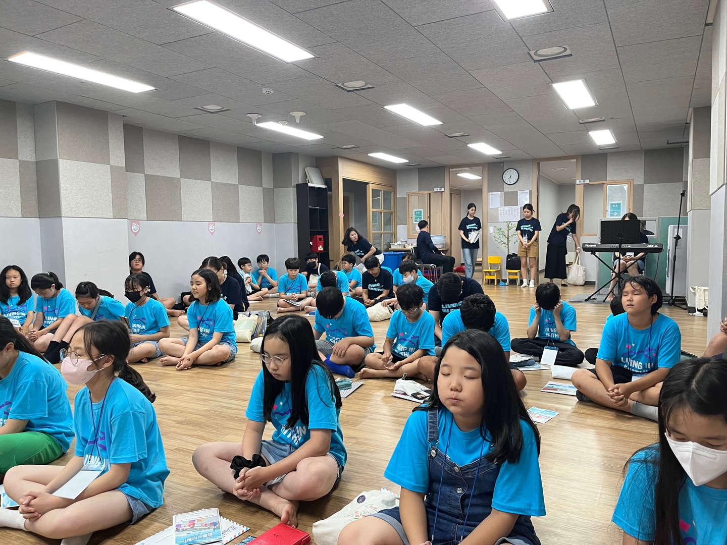 KakaoTalk_20230805_215149475_05.jpg : 2023. 7. 28 ~ 30 초등부 여름성경학교 (설교 찬양)