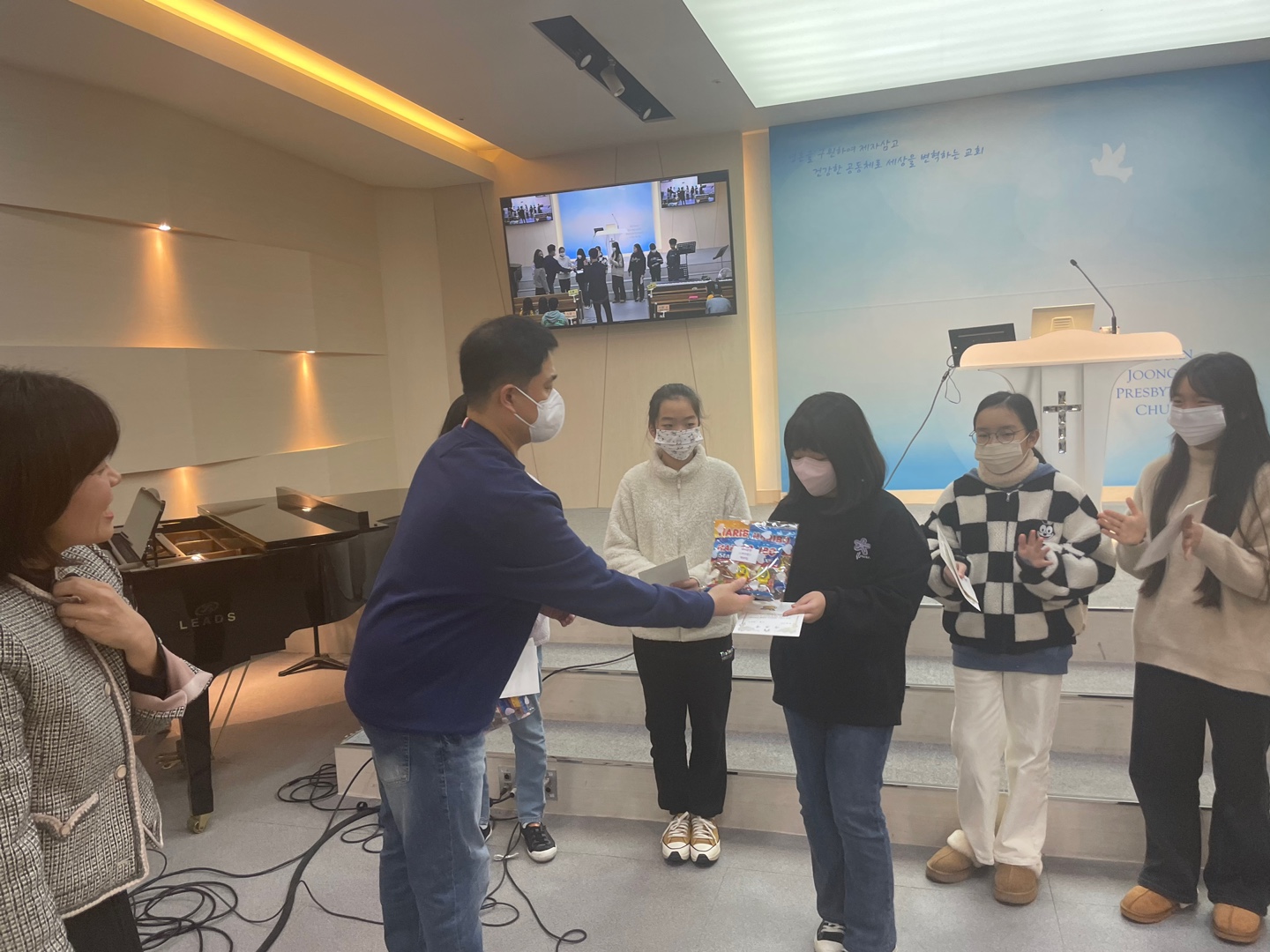KakaoTalk_20240103_164153883_28.jpg : 하나님의 기쁨이 되는 초등부 23.12.10