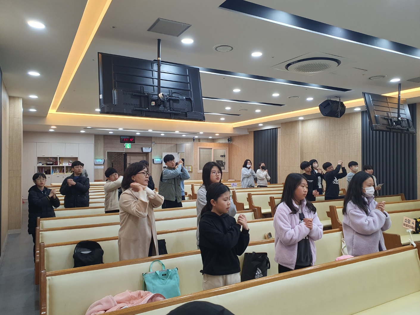 KakaoTalk_20240103_164153883_04.jpg : 하나님의 기쁨이 되는 초등부 23.12.10