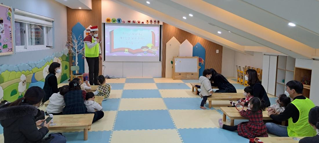 1672020363008-21.jpg : 영아부 성탄및졸업예배(2022.12.25.주일)
