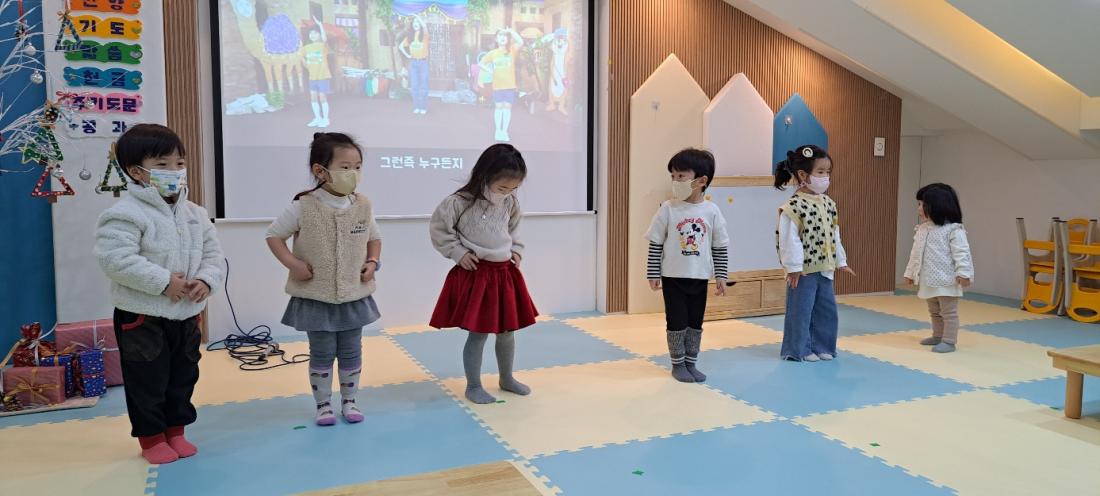 1672020363008-5.jpg : 영아부 성탄및졸업예배(2022.12.25.주일)