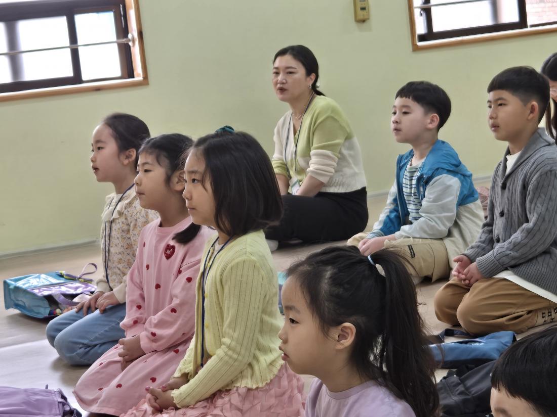 KakaoTalk_20250511_225730836_25.jpg : 5월 둘째주 유년부 모습입니다^^