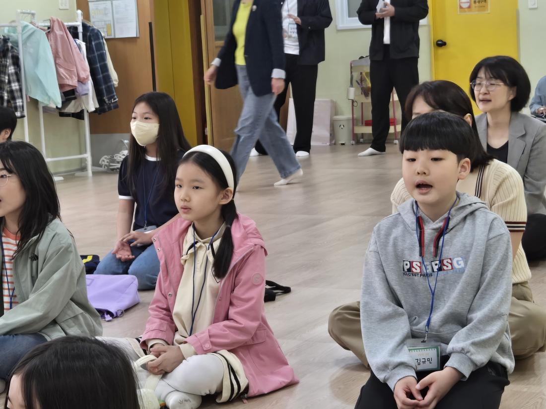 KakaoTalk_20250511_225730836_23.jpg : 5월 둘째주 유년부 모습입니다^^