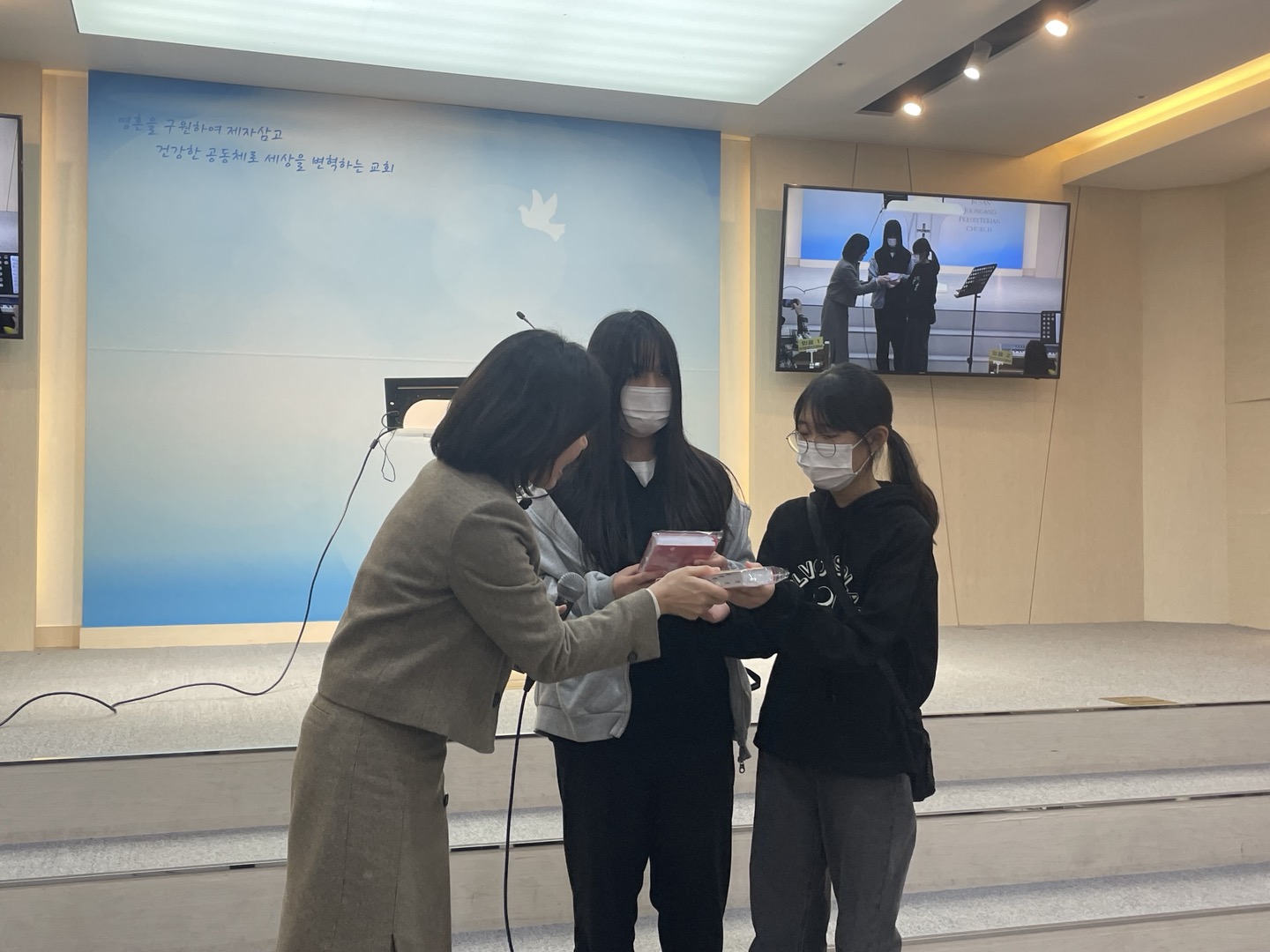 KakaoTalk_20240103_164337813_17.jpg : 하나님의 기쁨이 되는 초등부 23.12.17