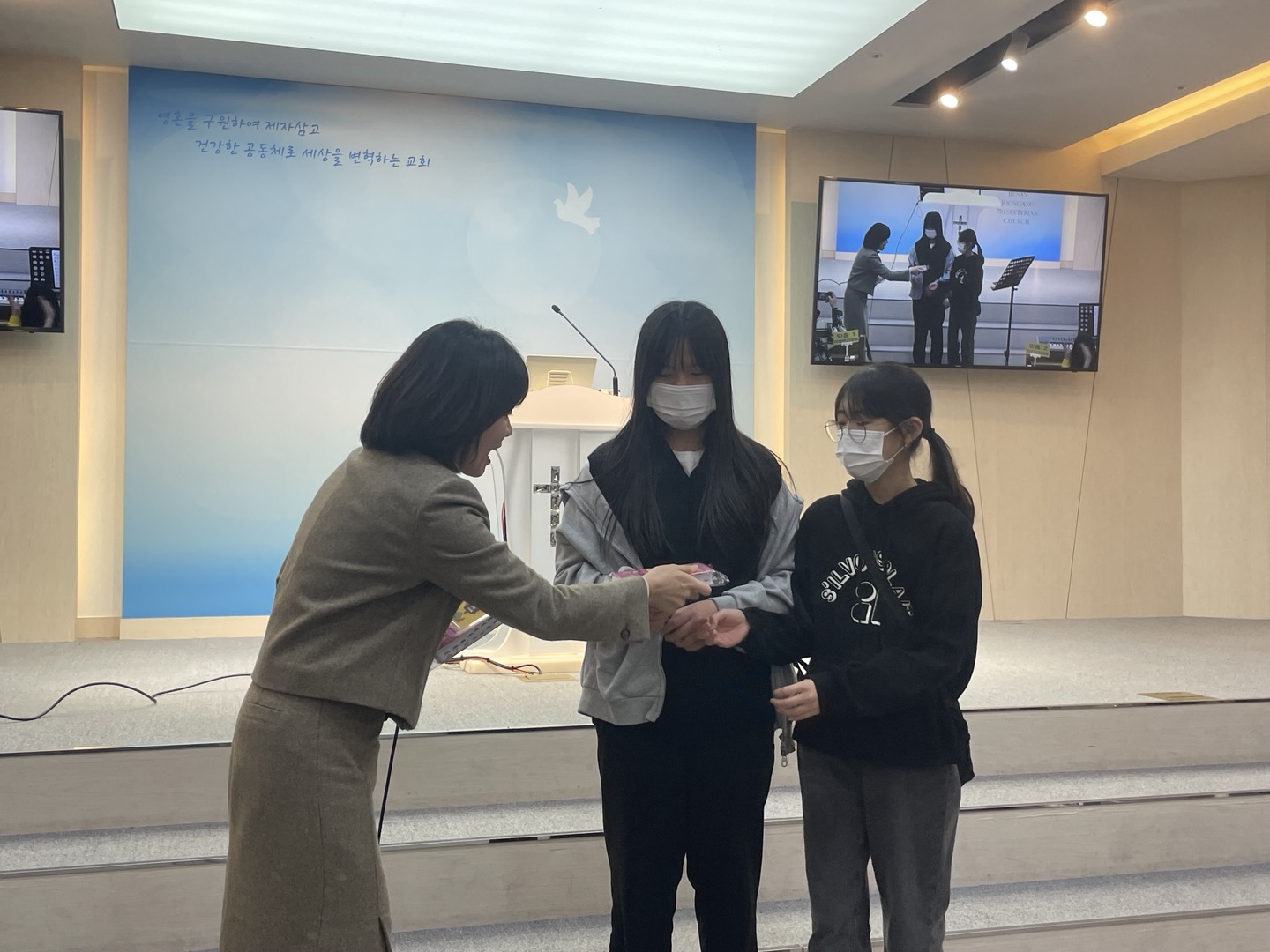 KakaoTalk_20240103_164337813_16.jpg : 하나님의 기쁨이 되는 초등부 23.12.17