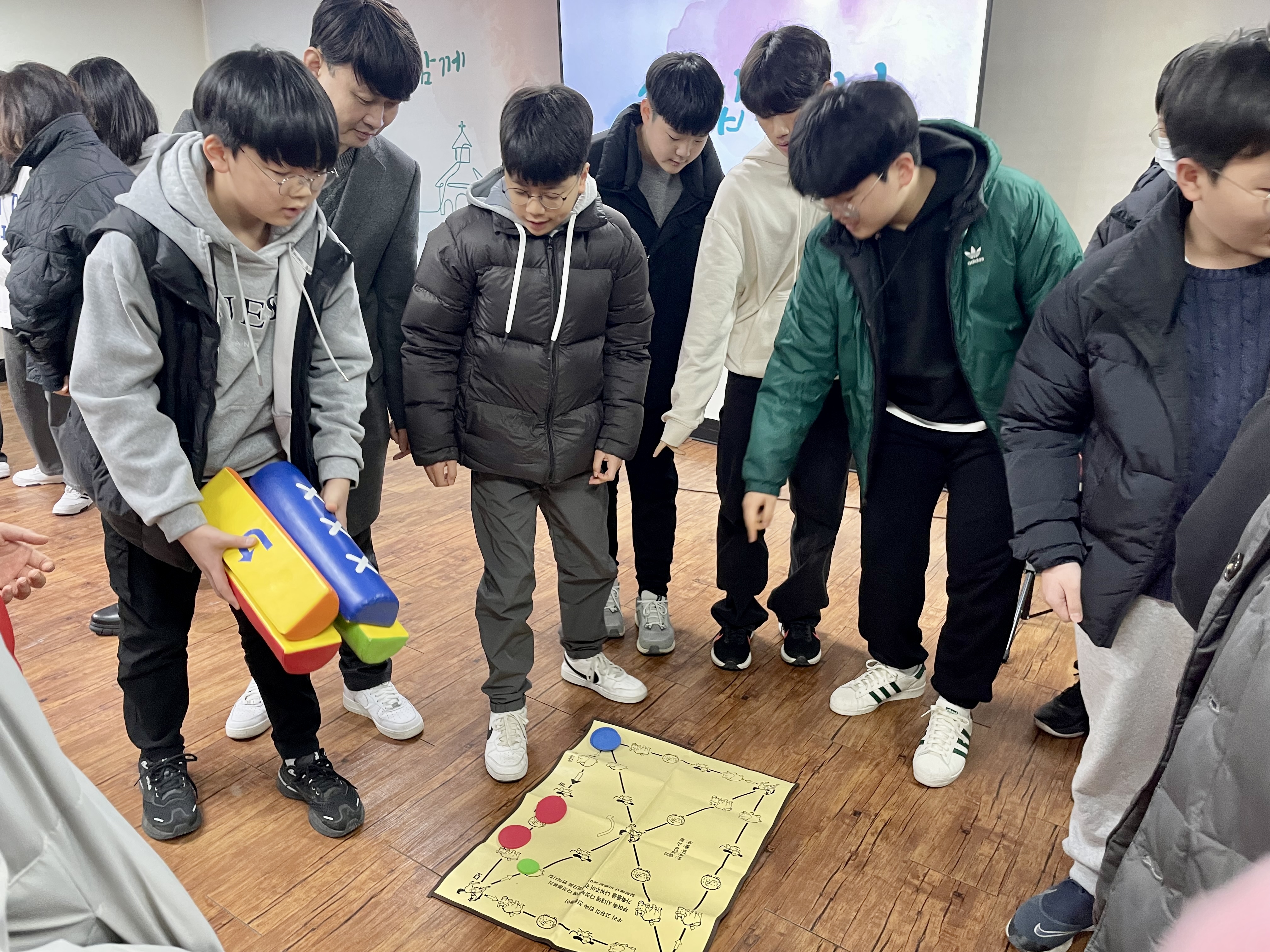 IMG_0040.jpeg : 2월 11일 중등부예배