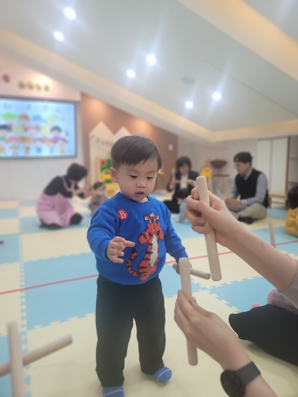 2025년 부산중앙교회 영아부_사진_20250203_64.jpg : 2월 2일 주일 영아부 예배