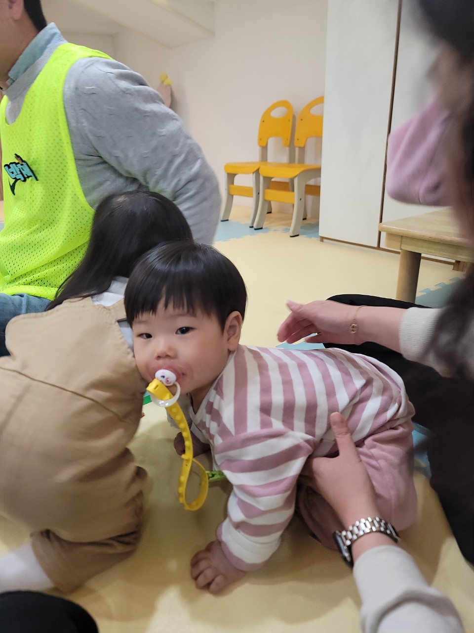 2025년 부산중앙교회 영아부_사진_20250203_28.jpg : 2월 2일 주일 영아부 예배