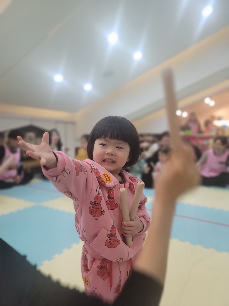 2025년 부산중앙교회 영아부_사진_20250203_61.jpg : 2월 2일 주일 영아부 예배