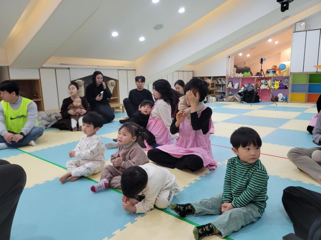 2025년 부산중앙교회 영아부_사진_20250203_7.jpg : 2월 2일 주일 영아부 예배