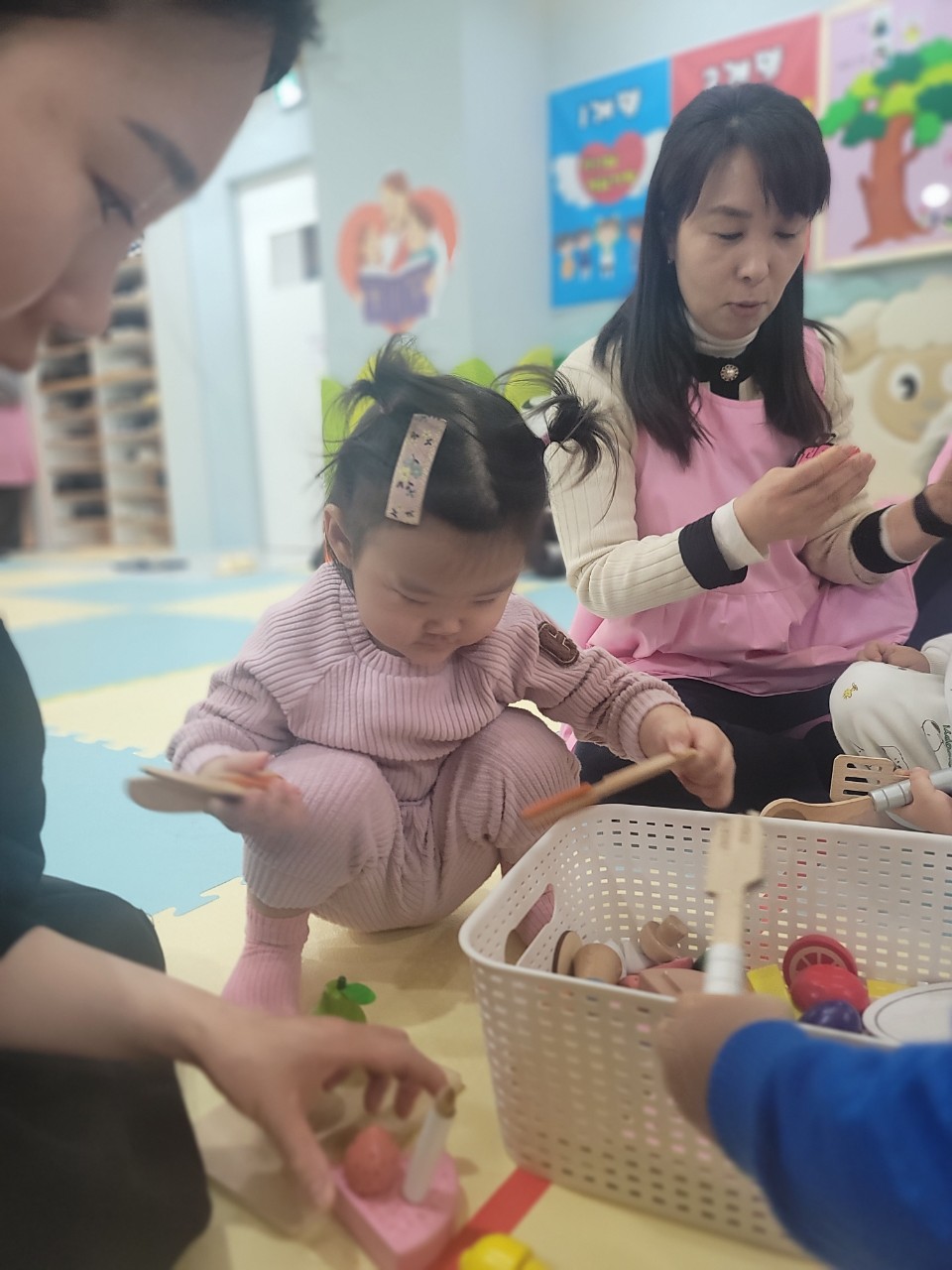2025년 부산중앙교회 영아부_사진_20250203_71.jpg : 2월 2일 주일 영아부 예배