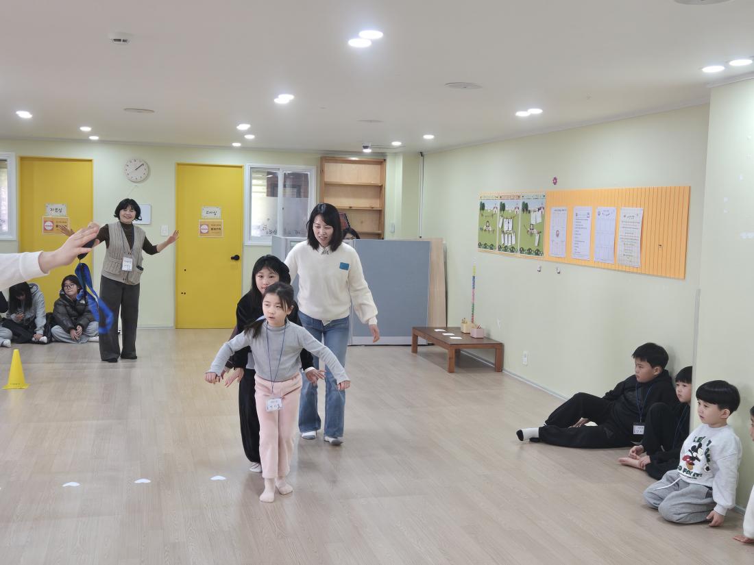 KakaoTalk_20260301_195539570_02.jpg : 유년부 3월1주 예배와 생일잔치 모습입니다^^