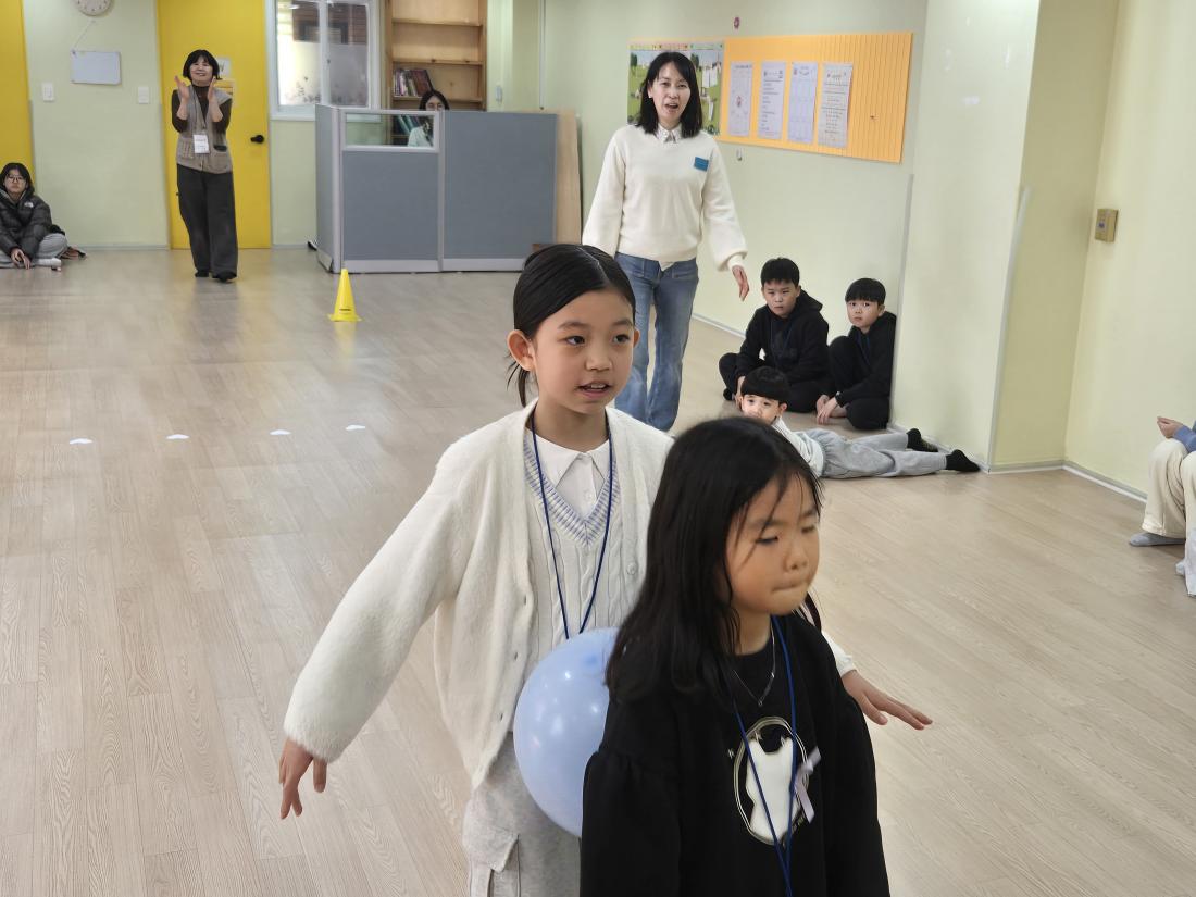 KakaoTalk_20260301_195539570_08.jpg : 유년부 3월1주 예배와 생일잔치 모습입니다^^