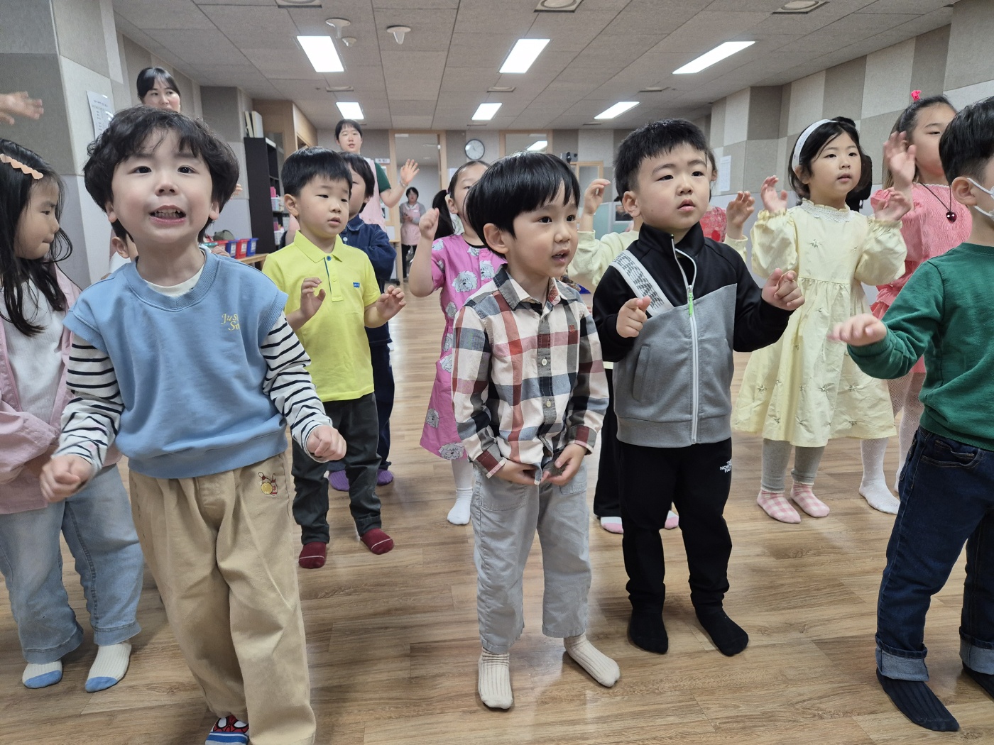 KakaoTalk_20240515_204410925_05.jpg