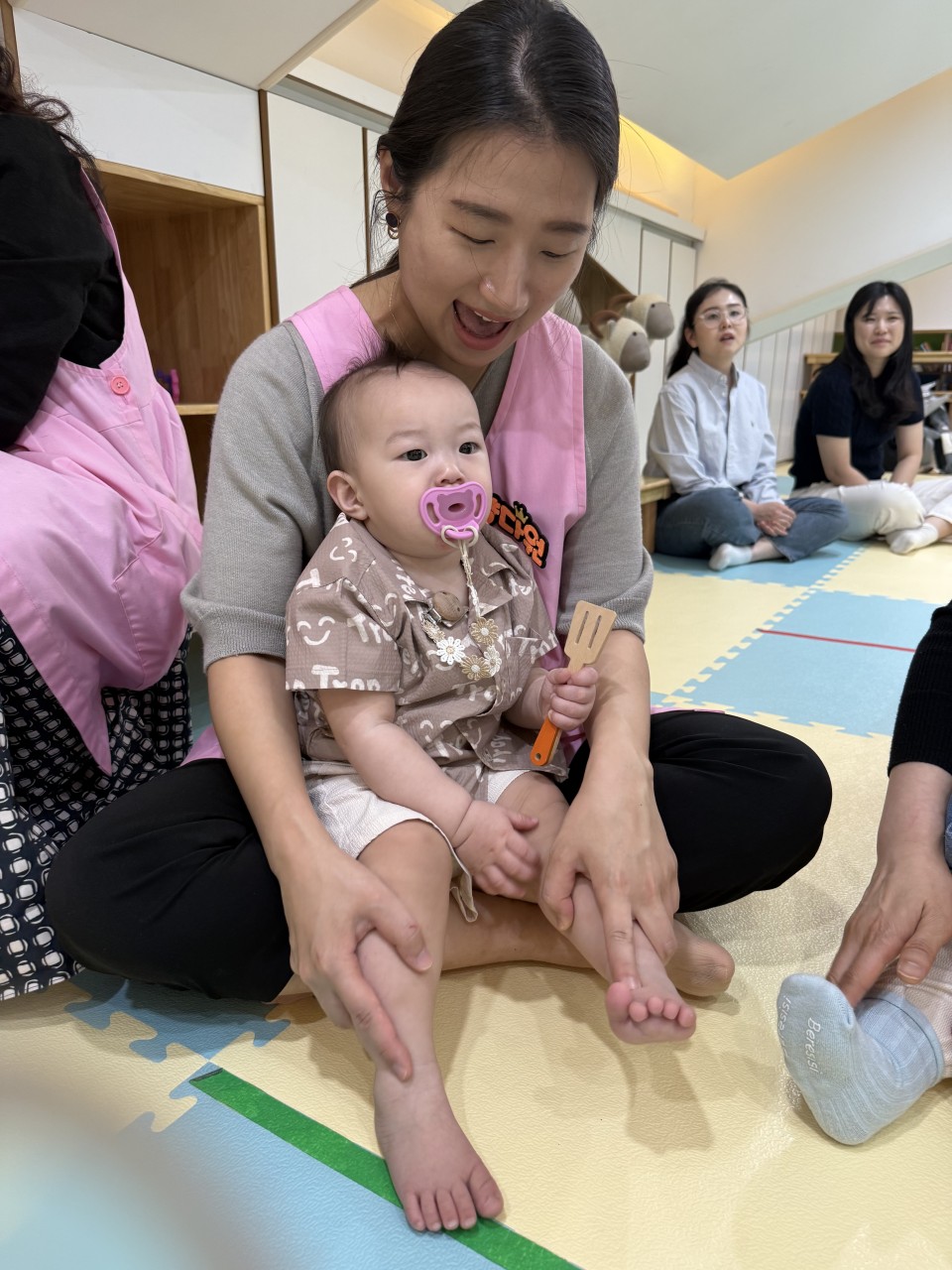2025년 부산중앙교회 영아부_사진_20250527_17.jpg : 5월 25일 주일 영아부 예배