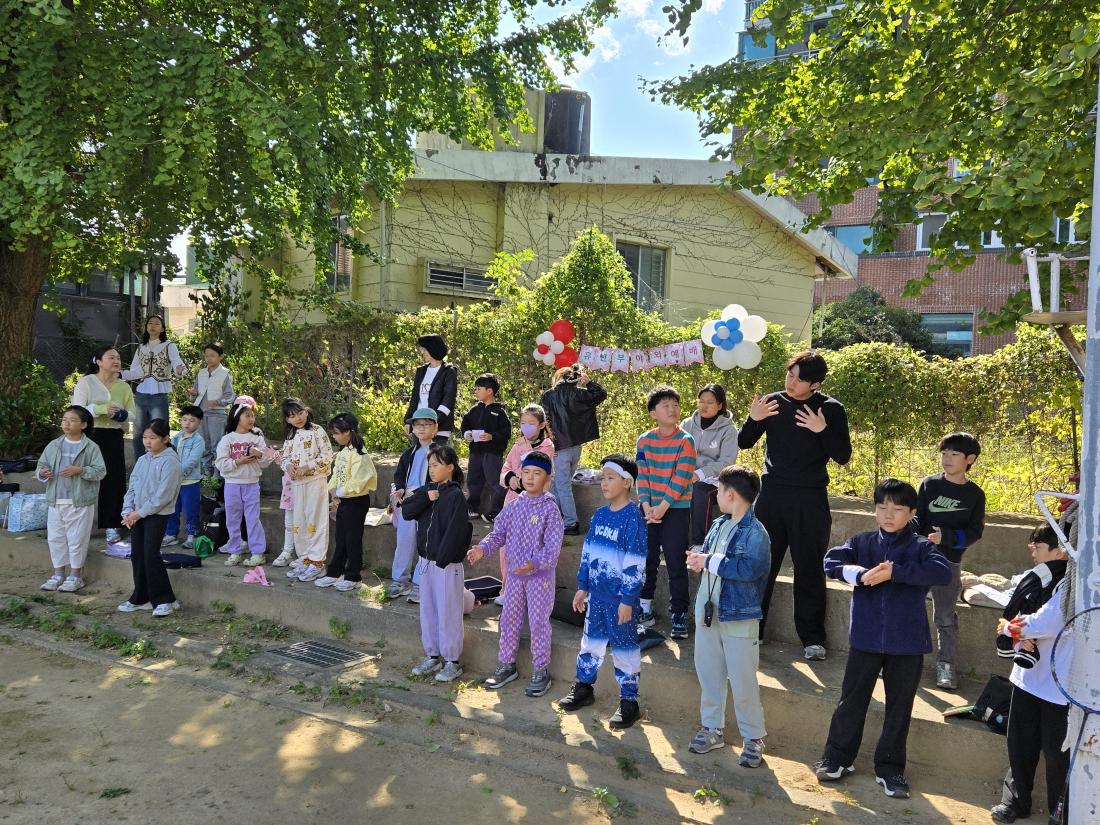KakaoTalk_20251102_154624429_16.jpg : 11월 첫째주 유년부 야외예배와 운동회 모습입니다^^