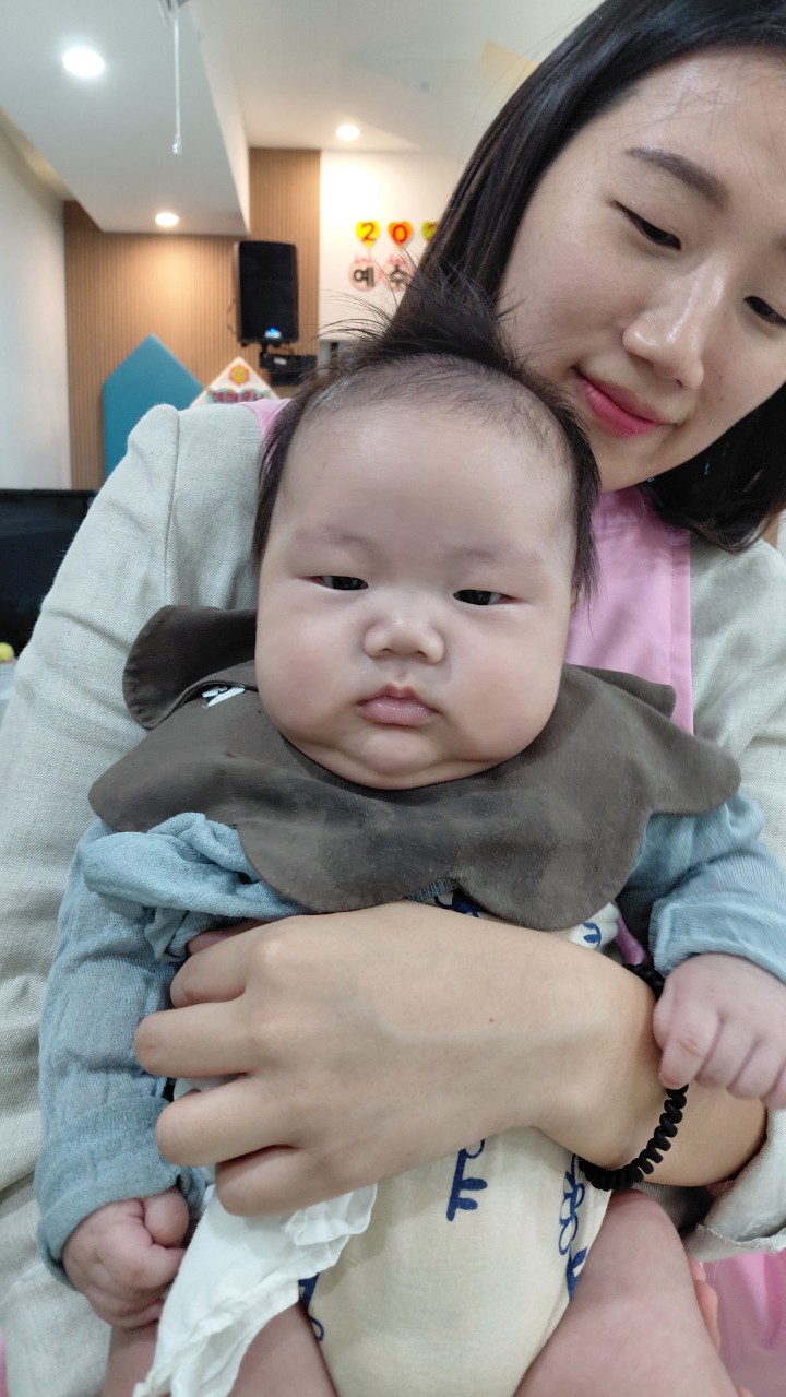 2025년 부산중앙교회 영아부_사진_20251015_46.jpg : 9월21일 주일 영아부 예배