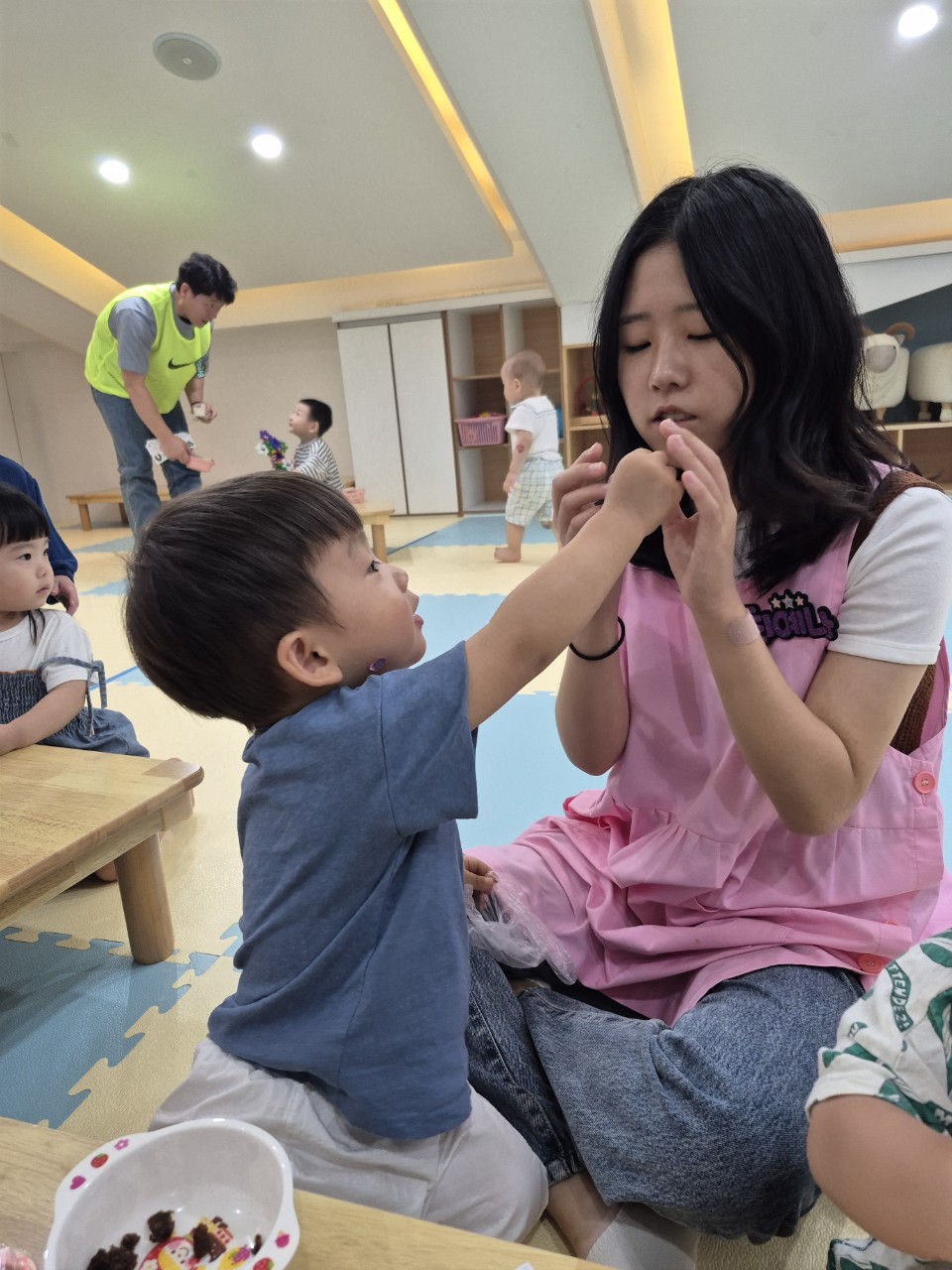 2025년 부산중앙교회 영아부_사진_20251015_75.jpg : 9월21일 주일 영아부 예배