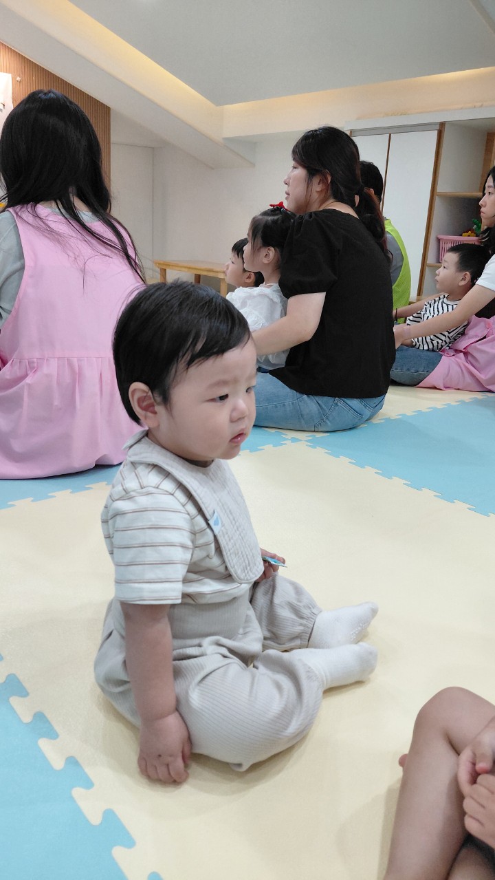 2025년 부산중앙교회 영아부_사진_20251015_35.jpg : 9월21일 주일 영아부 예배