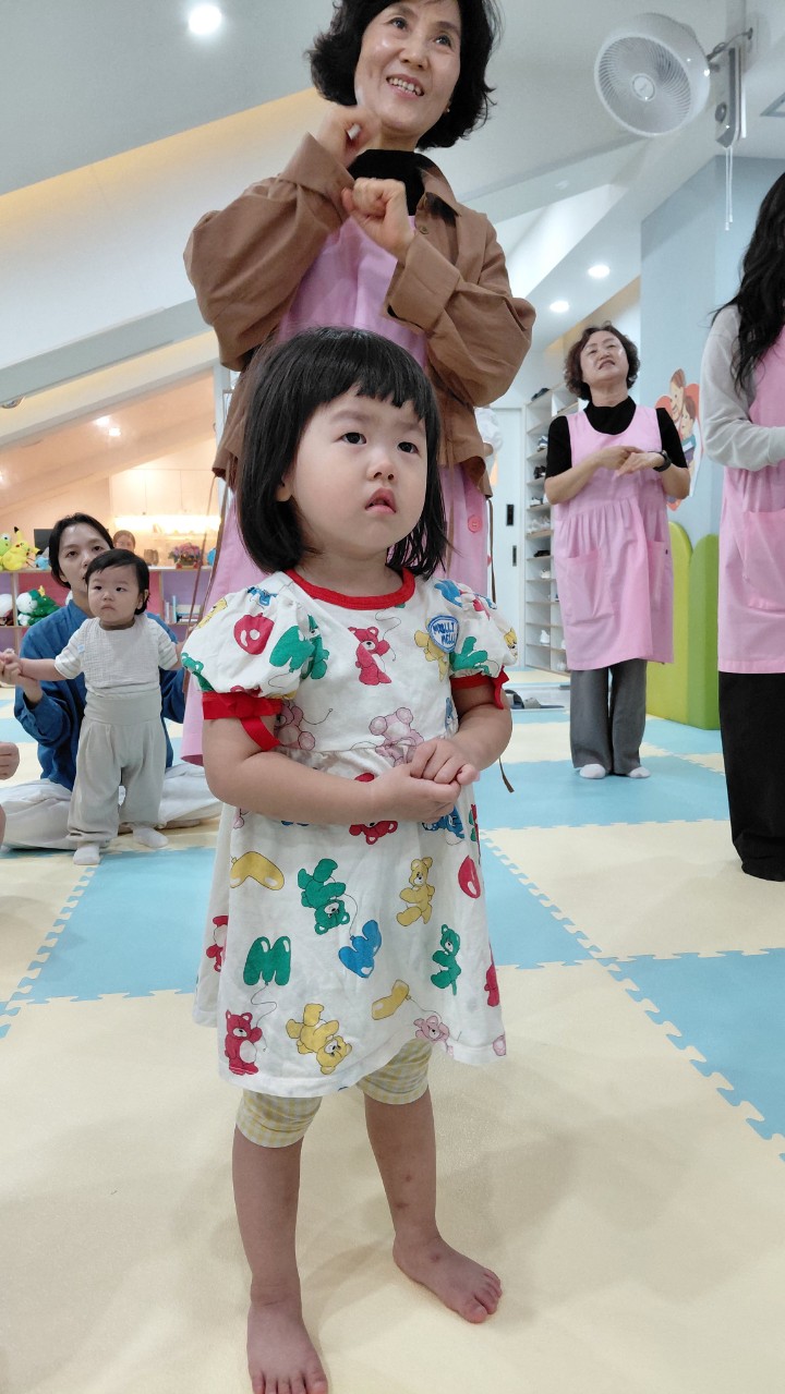 2025년 부산중앙교회 영아부_사진_20251015_13.jpg : 9월21일 주일 영아부 예배