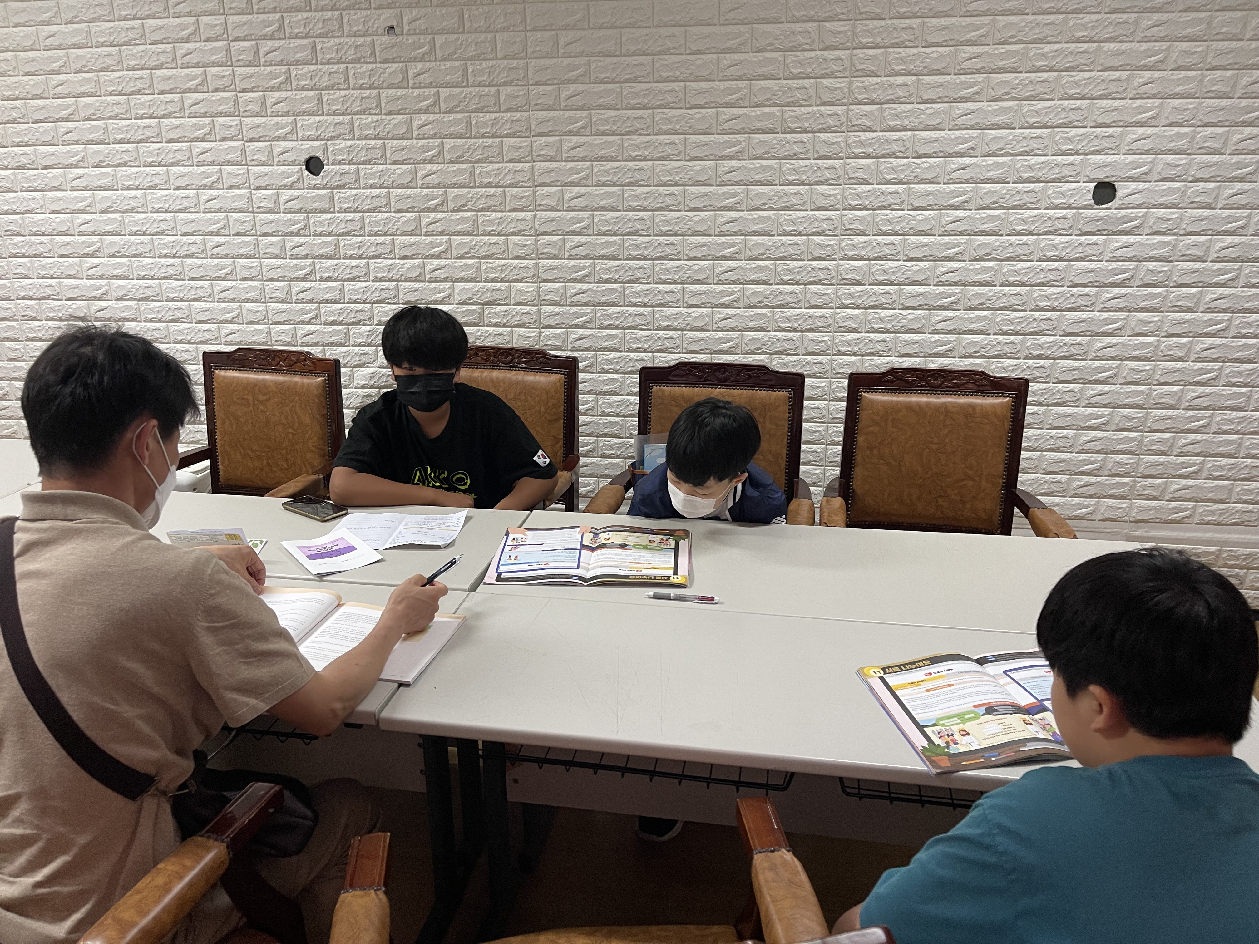 IMG_3545.jpeg : 6월 11일 초등부 예배입니다.
