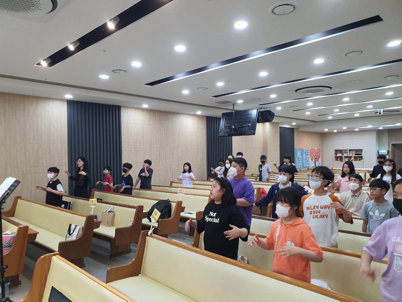 IMG_3768.jpeg : 6월 11일 초등부 예배입니다.